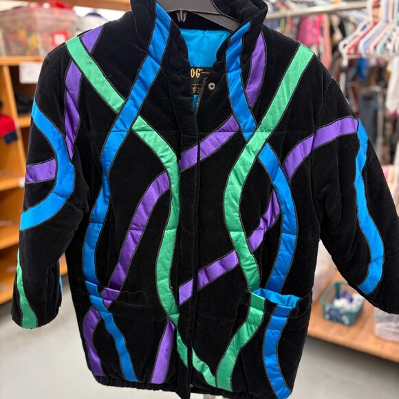 London Fog Jackets & Blazers - London Fog Vintage Black Swirl Patterned Coat